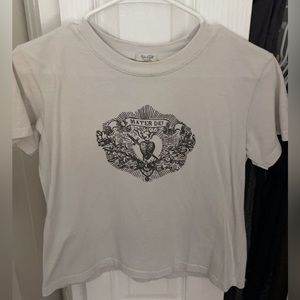 Brandy Melville 🪞 Women’s Tee - Like new - ONE SIZE